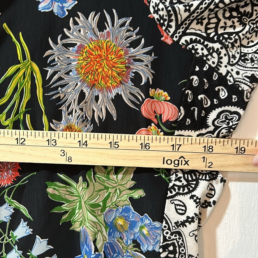 TINY ANTHROPOLOGIE BLOUSE WOMEN SIZE M BLACK MULTICOLOR FLORAL ELBOW SLEEVES - Picture 12 of 14